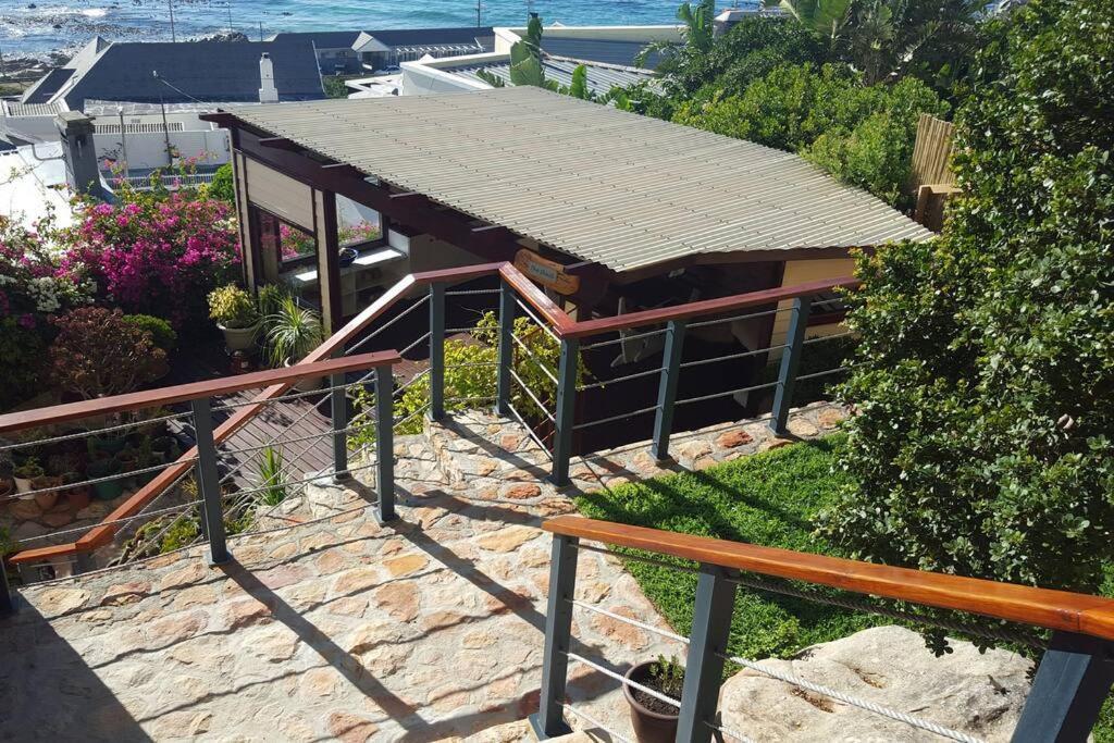 18 Steps - Seaside Cottage With Breathtaking Views Cape Town Exterior foto